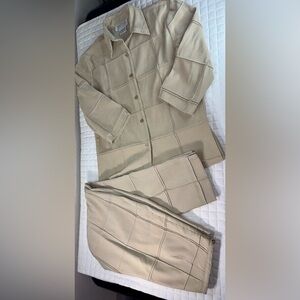 Silk Club Collection vintage Tan Pantsuit Set